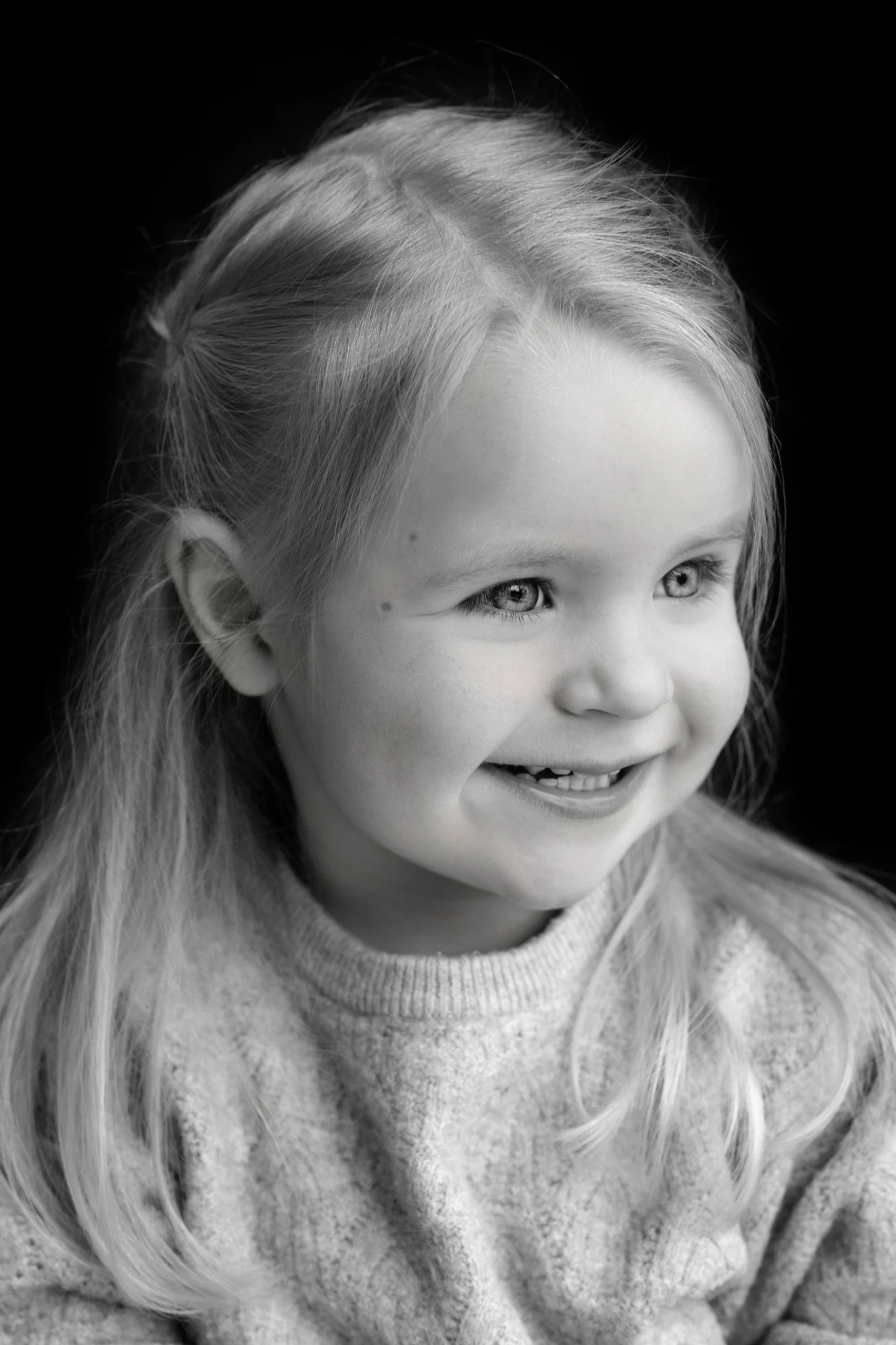 Galerie Portrait d'enfant 9 photographe portrait enfant esvres tours audrey jouannet02 1 scaled